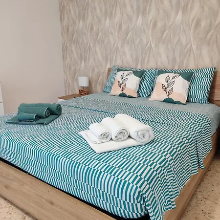 Nina Bed & Breakfast